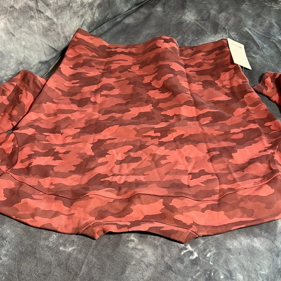 Lululemon Perfectly Oversized Crew top, Women's size 10 - NWT $108 - Picture 11 of 16